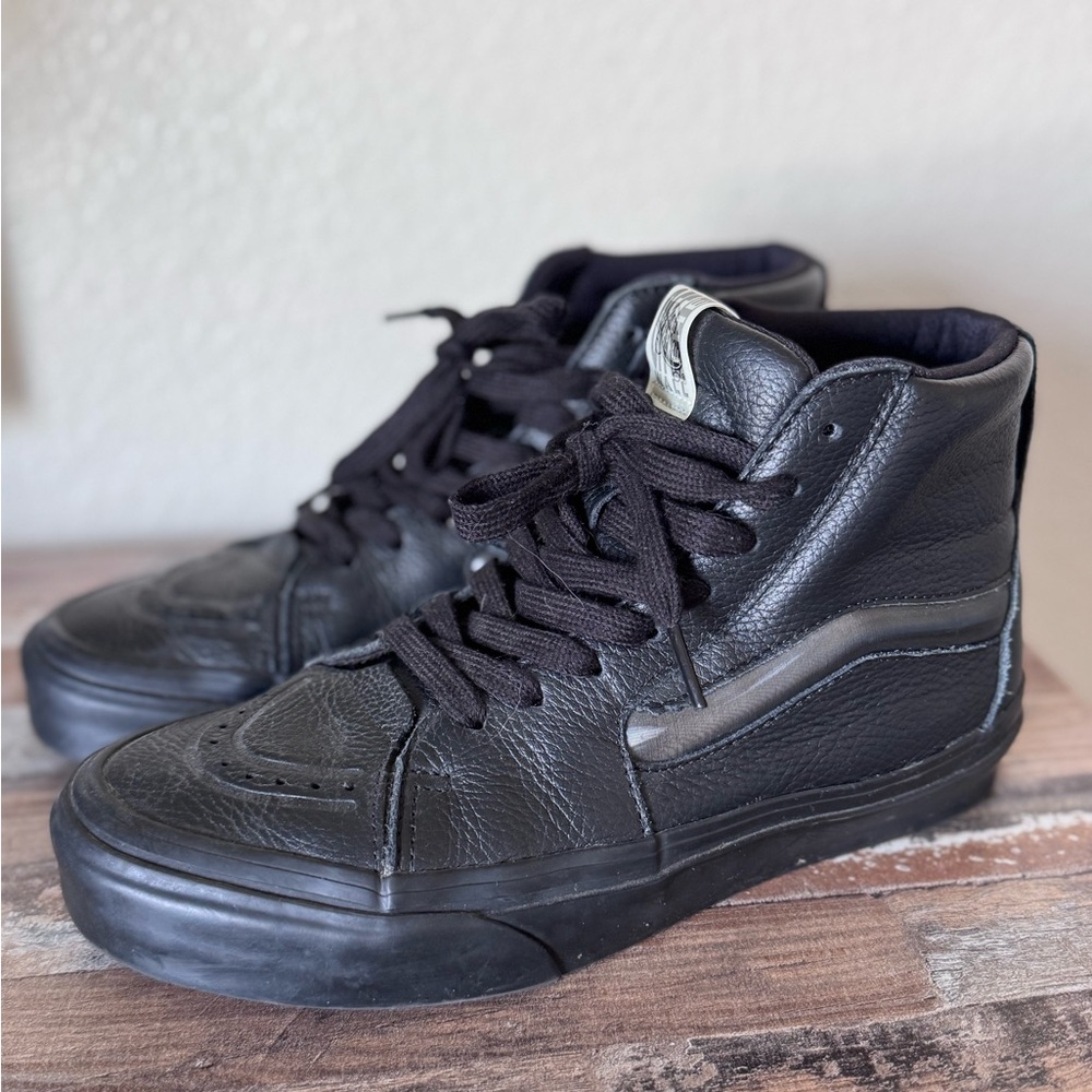 Vans Sk8-Hi XL 'Big Mood' high-top sneakers in black leather.